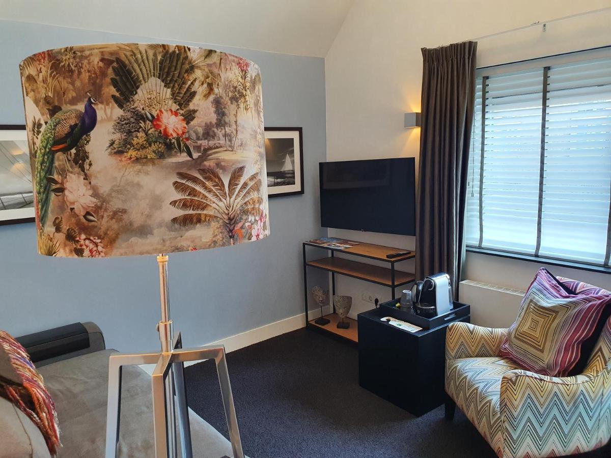 Badhotel Bruin Vlieland Εξωτερικό φωτογραφία
