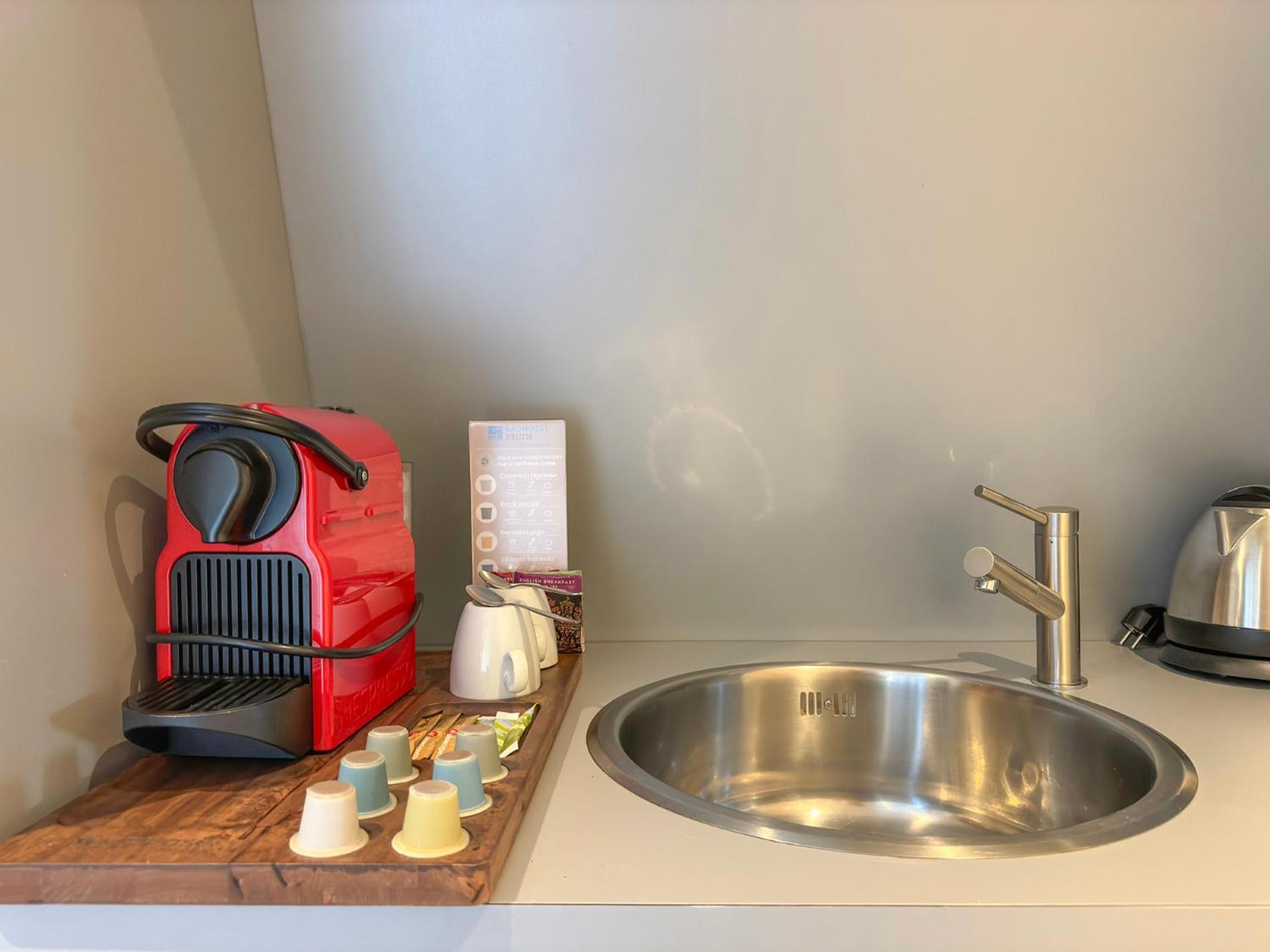 Badhotel Bruin Vlieland Εξωτερικό φωτογραφία