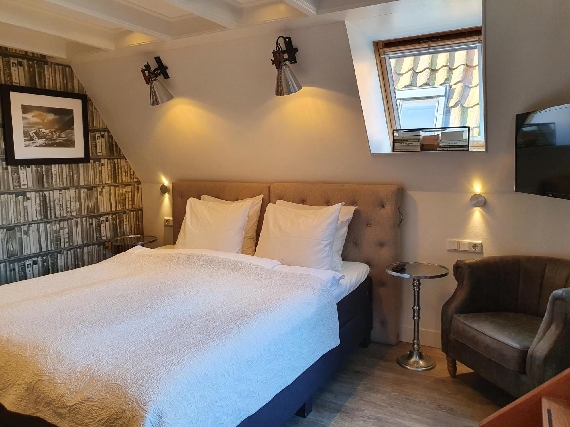 Badhotel Bruin Vlieland Εξωτερικό φωτογραφία
